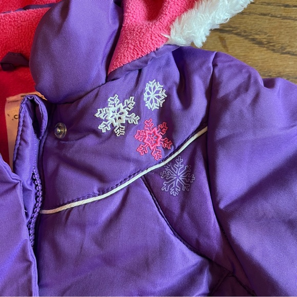 Carter’s Winter jacket and bib pants, 3yo - Picture 8 of 11